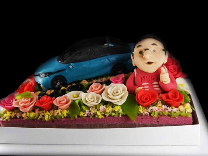 トヨタの会長さんの誕生日ケーキ